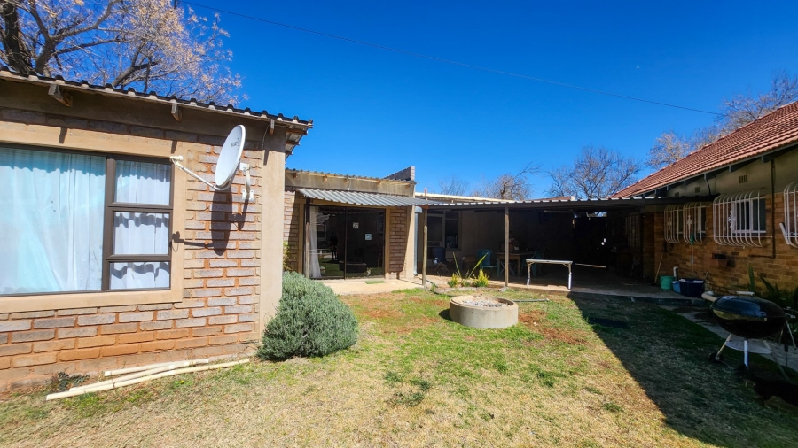 3 Bedroom Property for Sale in Stilfontein Ext 4 North West